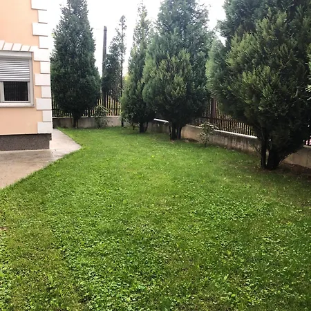 Apartman Forino *